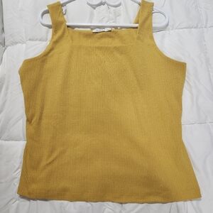 Knit ribbed tank top with lining